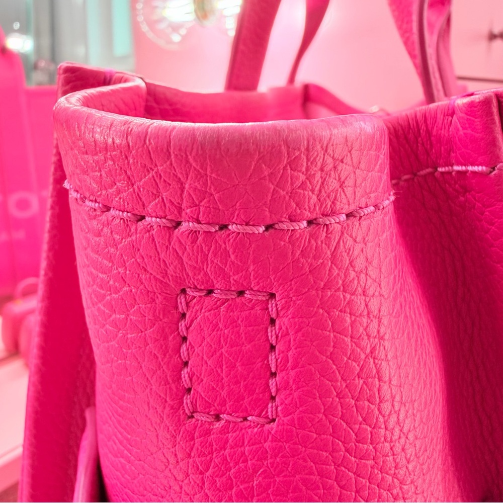 Marc Jacobs Hot Pink Leather Medium Tote Bag - Picture 7 of 8